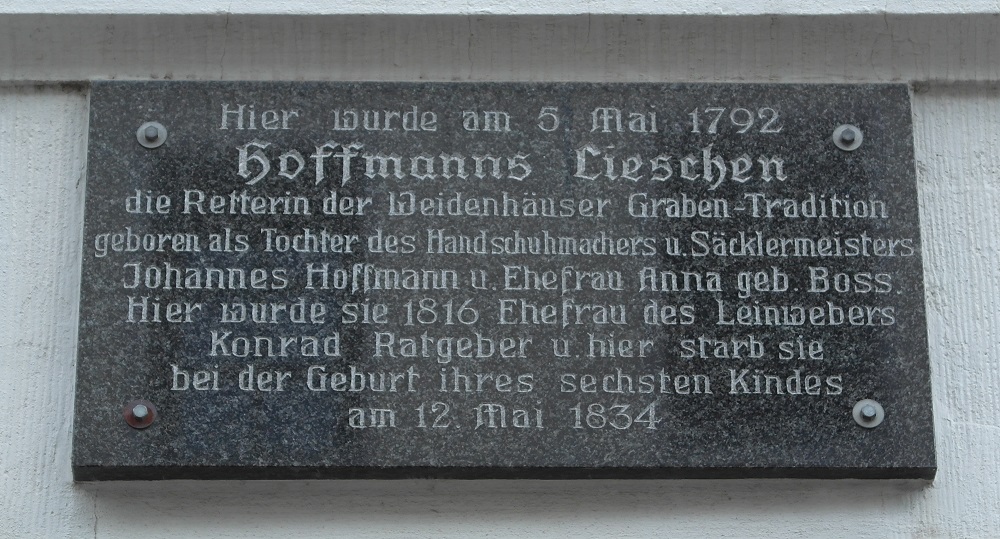 Hoffmanns Lieschen Copyright Weidenhausen-Marburg.de Gedenktafel Hoffmanns Lieschen